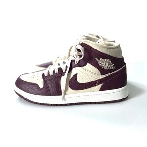 Nike Split Beach Cherrywood Red Leather Jordan 1 Mid SE Sneaker